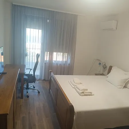בית הארחה Mgm Seaside צ'רנומורץ