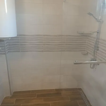 Mgm Seaside בית הארחה צ'רנומורץ